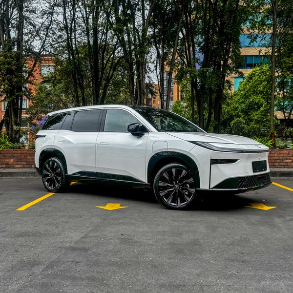 BZ3X 610 MAX - imagen secundaria 2