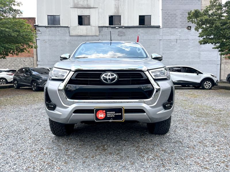 TOYOTA HILUX SRX AT 2.8 DIÉSEL 4X4 2026 - imagen secundaria 1