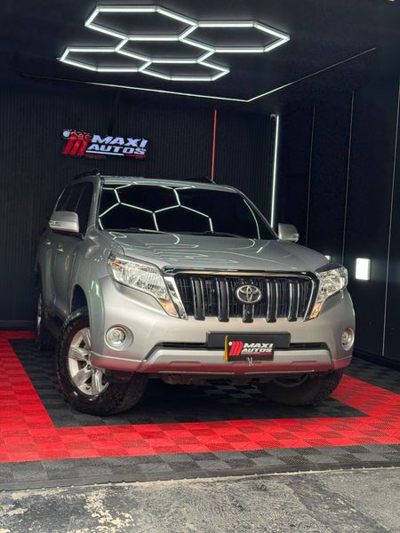 TOYOTA PRADO TXL AT 4.0 4X4 GASOLINA - imagen secundaria 1