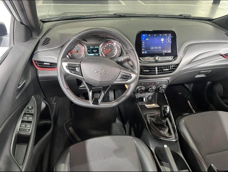 Chevrolet Onix RS 2023 - imagen secundaria 1