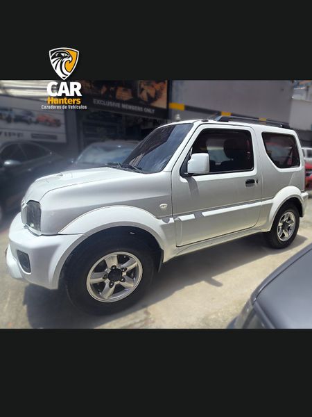 Suzuki Jimmy 4WD MT - imagen secundaria 1
