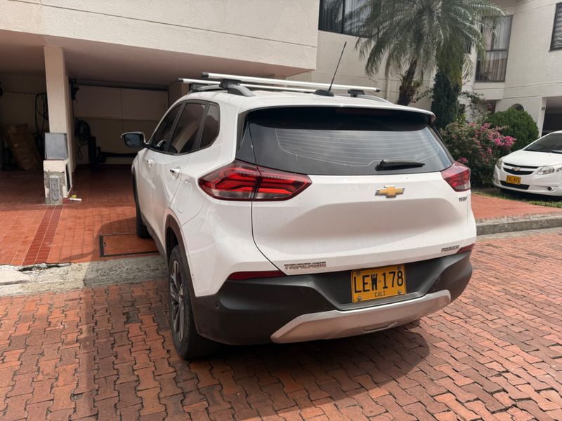 Chevrolet Tracker Turbo Premier 2022 - imagen secundaria 2