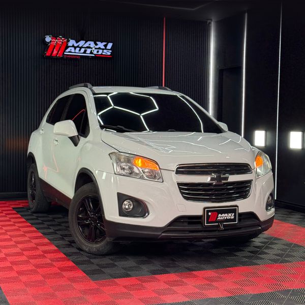 CHEVROLET TRACKER LS 2017 AUTOMATICA 1.800L BLANCA 128.200KMS - imagen secundaria 2