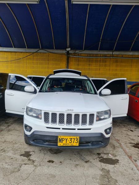 Jeep Compass 2014 100.000 kilómetros - imagen secundaria 2