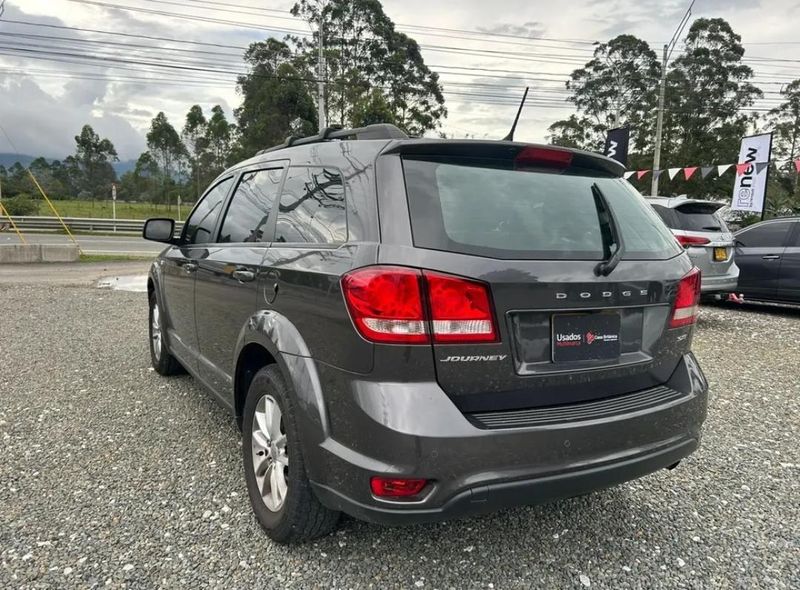 Dodge Journey SXT 2016 - imagen secundaria 2