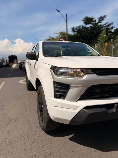 CHEVROLET COLORADO LS 2025 - imagen secundaria 2