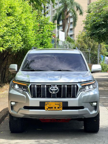 TOYOTA PRADO TXL DIESEL - imagen secundaria 1