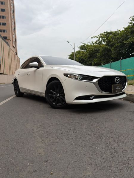 Mazda 3 Touring hibrido 2024 - imagen secundaria 2