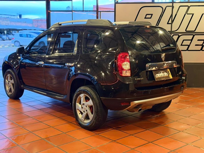 Renault Duster Dynamique 2.0 4x4 Mecánica 2014 - imagen secundaria 2