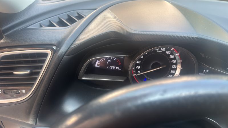 Mazda 3 touring 2015 - imagen secundaria 2