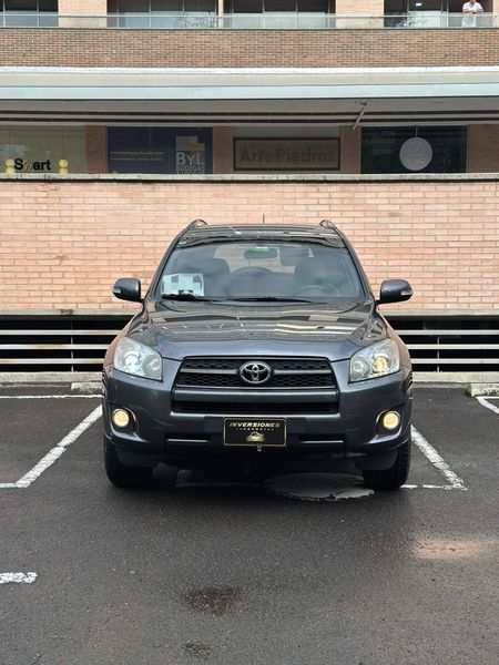 Toyota RAV4 2011 - imagen secundaria 2