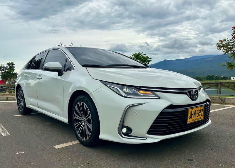 Toyota Corolla 2020 blindado - imagen secundaria 1