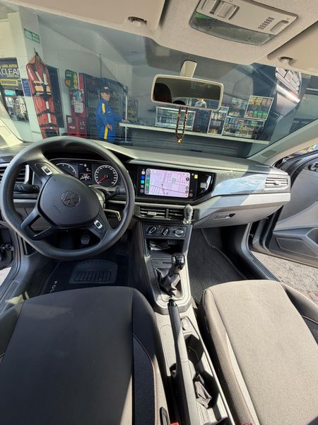 Volkswagen Polo Track - imagen secundaria 2