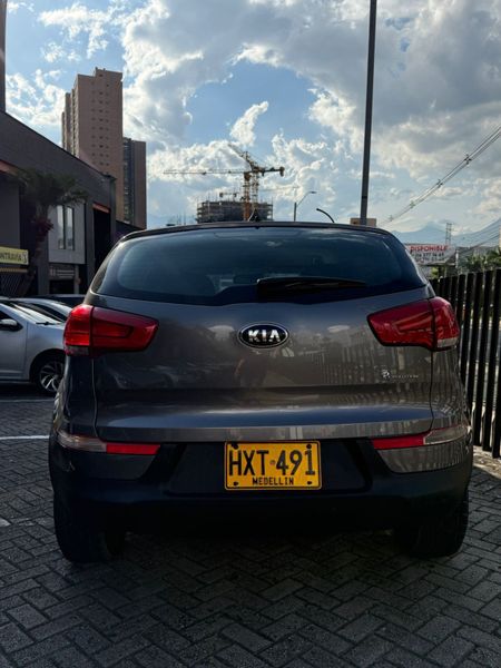 Kia Sportage revolution - imagen secundaria 2