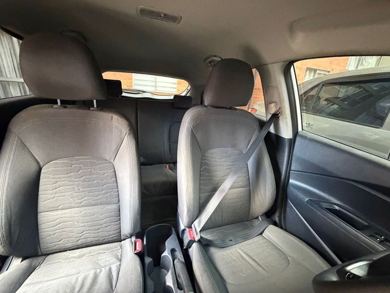 VENDO HERMOSO KIA RIO SPICE R 2016 - imagen secundaria 2