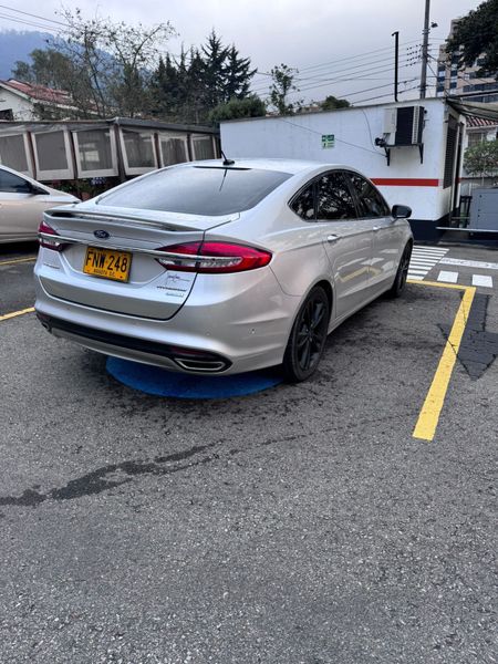 Ford Fusion 2018 Titanium - imagen secundaria 1