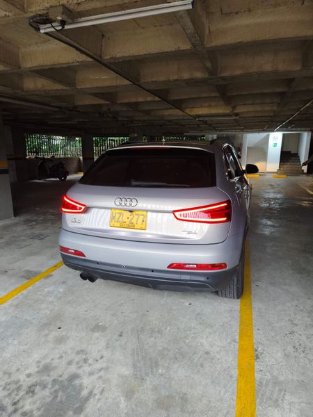 Audi Q3 2015 2.0T - imagen secundaria 2