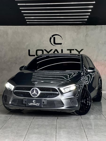 Mercedes Benz A200 Progressive - imagen secundaria 1