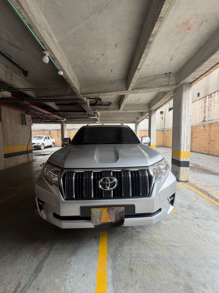 Toyota prado txl  diésel 2.8l - imagen secundaria 1