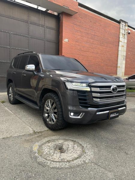 Toyota LC 300 ZX 2023