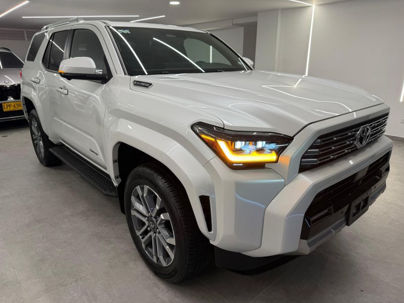 TOYOTA 4RUNNER LIMITED - imagen secundaria 2