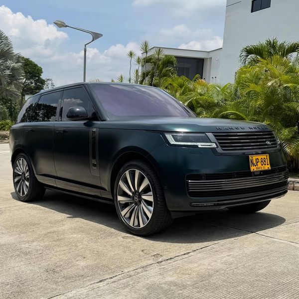 Land Rover Range Rover SV Edición especial 2033 - imagen secundaria 2