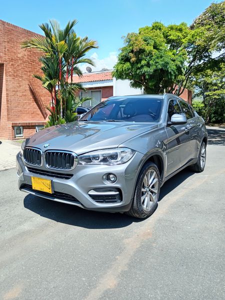 BMW X6  XDrive35i - imagen secundaria 1