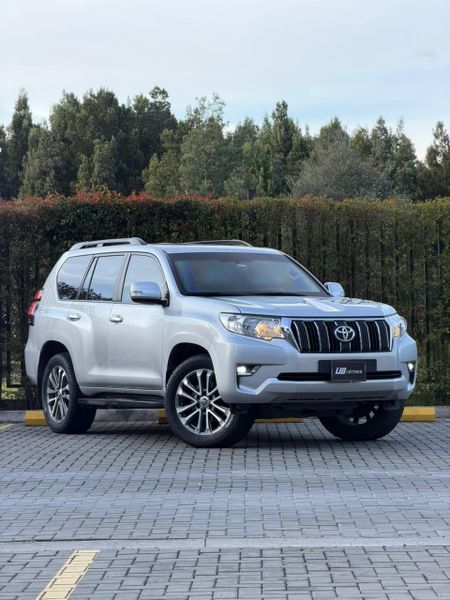Toyota Prado TXL Diesel Blindaje 2 2019 - imagen secundaria 2