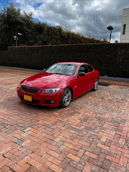 BMW 335is e93 2011 - imagen secundaria 1