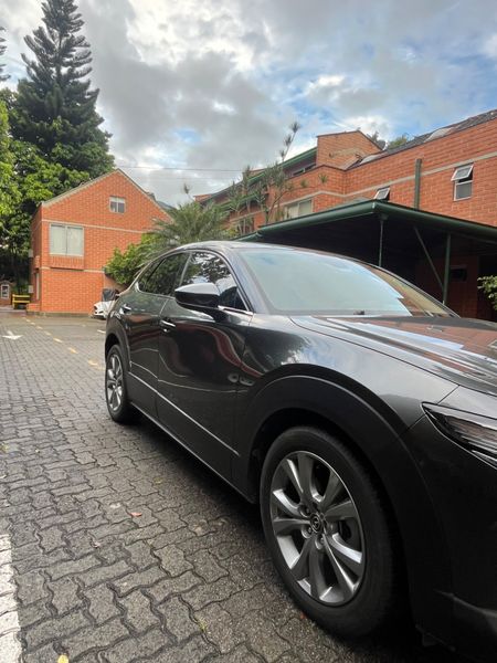 Mazda Cx30 touring AT - imagen secundaria 2