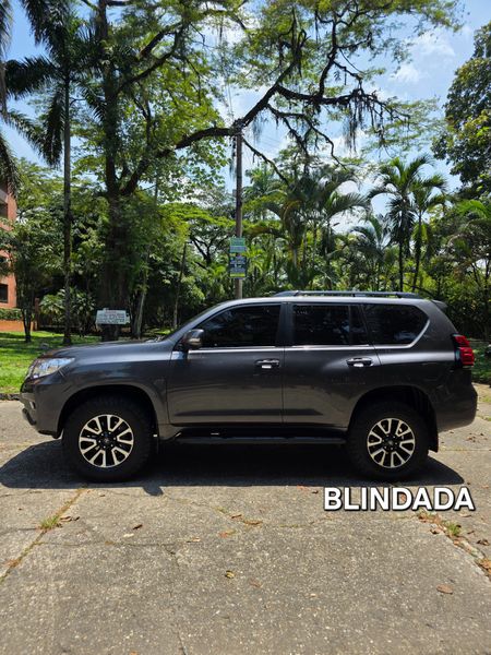 Toyota Prado Txl 2020 - imagen secundaria 1