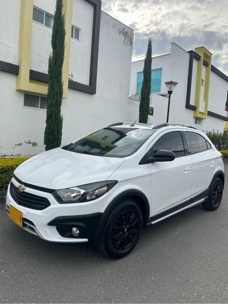 Chevrolet ónix activ - imagen 1