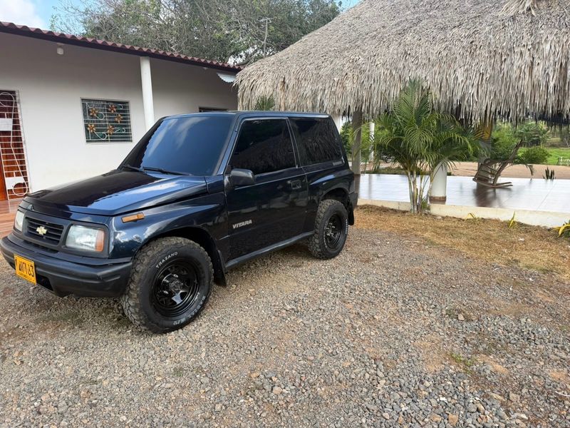 Chevrolet Vitara 2003 - imagen secundaria 1