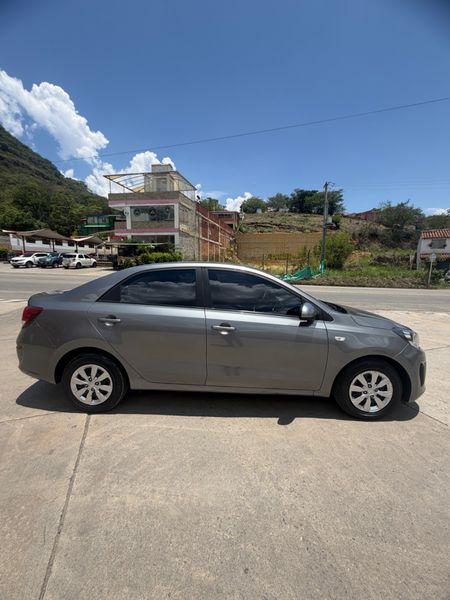 Kia soluto 1.4 MT modelo 2026 - imagen secundaria 1
