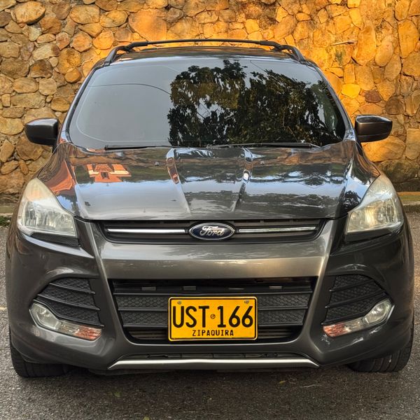 Ford escape SE 4x4 2015 2.0L turbo - imagen secundaria 1