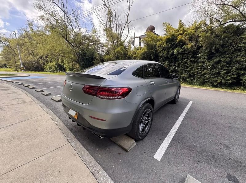 Mercedes Benz GLC 300 2020 - imagen secundaria 2