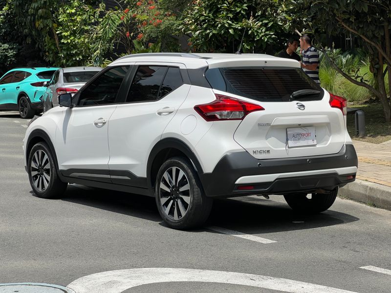 Nissan Kicks Exclusive 2021 - imagen secundaria 2