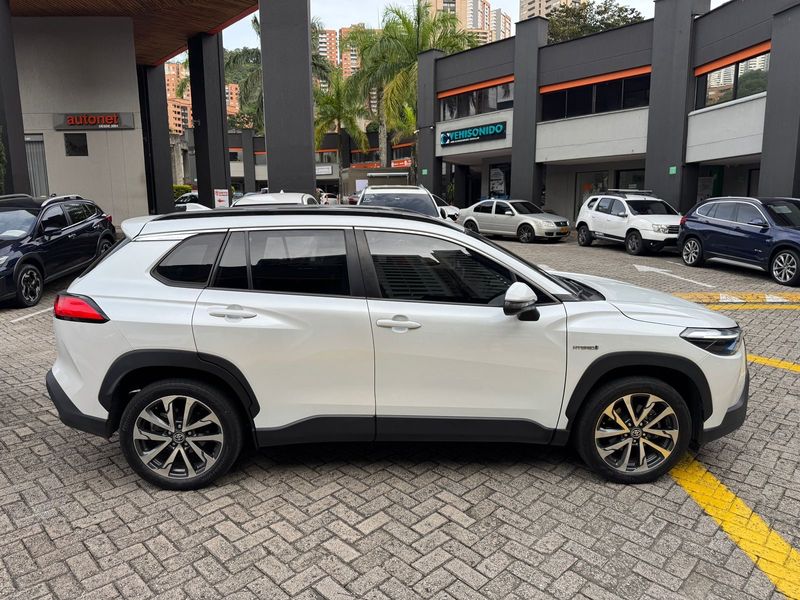 TOYOTA COROLLA CROSS HIBRIDA - imagen secundaria 2