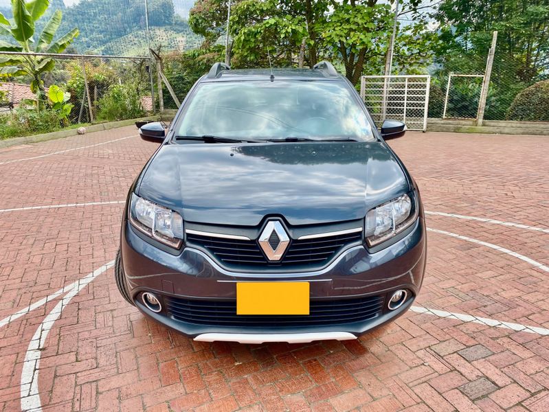 Renault sandero STEPWAY 2019 AUTOMATICO - imagen secundaria 1