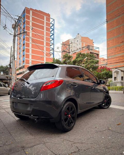 Mazda 2 2011 - imagen secundaria 2