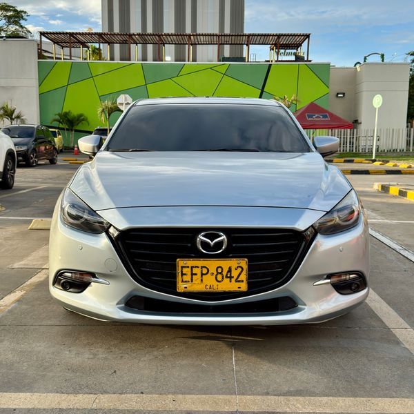 Mazda 3 Hatchback Grand Touring 2018 - imagen secundaria 1