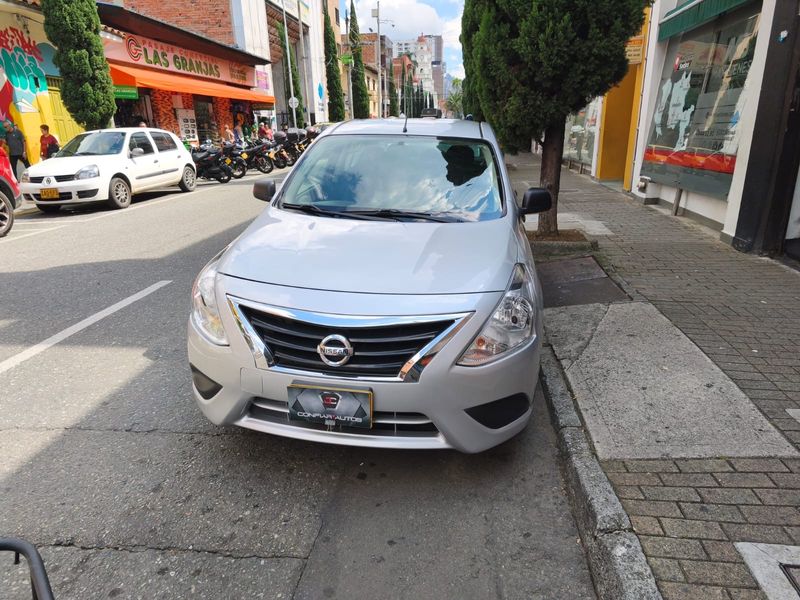NISSAN VERSA DRIVE 2022 AUTOMÁTICO - imagen secundaria 1