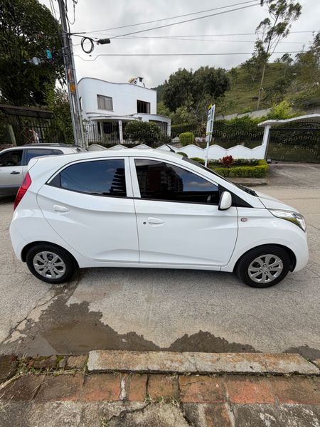 Hyundai eon 2015 - imagen secundaria 1
