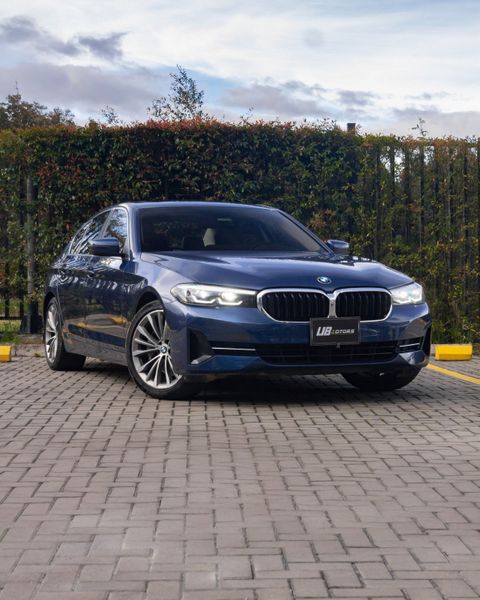 BMW 530i 2022 - imagen secundaria 2