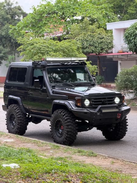 TOYOTA LAND CRUISER 4.5 1997 GASOLINA - imagen secundaria 2