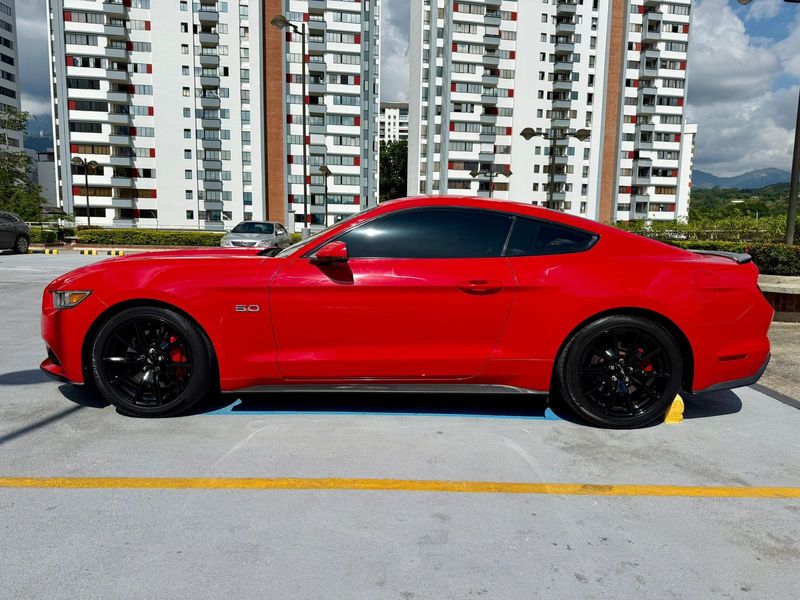 FORD MUSTANG GT 5.0 2015 - imagen secundaria 2