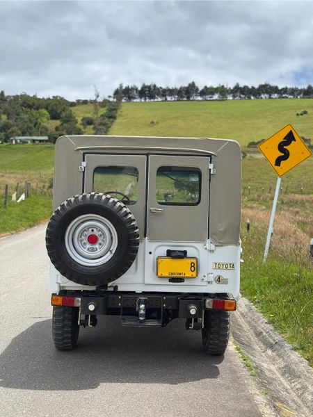 Toyota Fj40 modelo 1968 Motor 3.5 - imagen secundaria 2