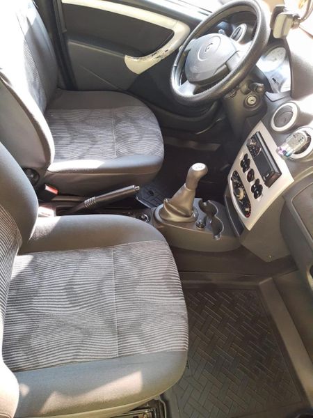 Renault Sandero Dynamique 2012 Gris - imagen secundaria 2