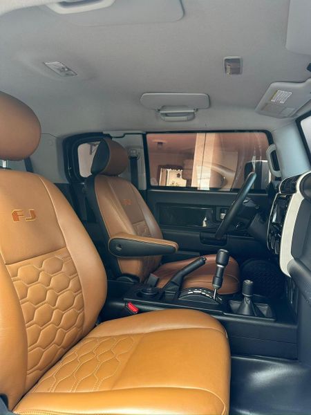 Toyota FJ Cruiser 2019 Blindada - imagen secundaria 2