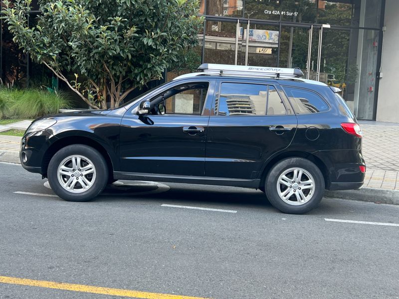 Hyundai Santafe GL 2013 - imagen secundaria 1